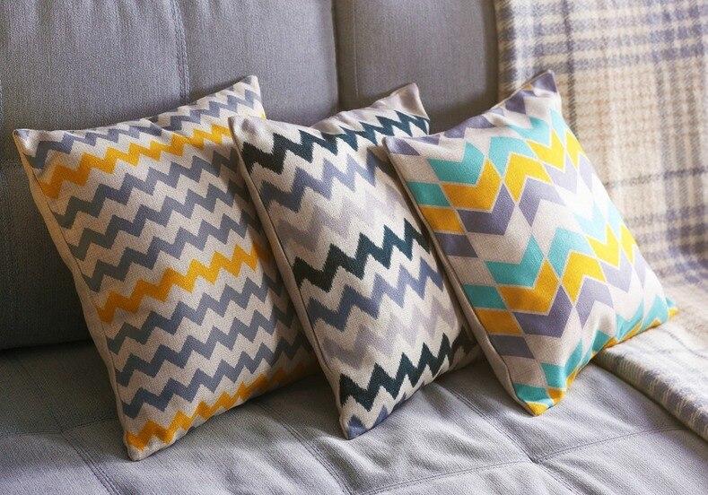How to Wash Throw Pillow Covers